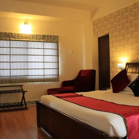 Orchid Suites - A Boutique Hotel Bangalore Off Residency Road Exteriör bild