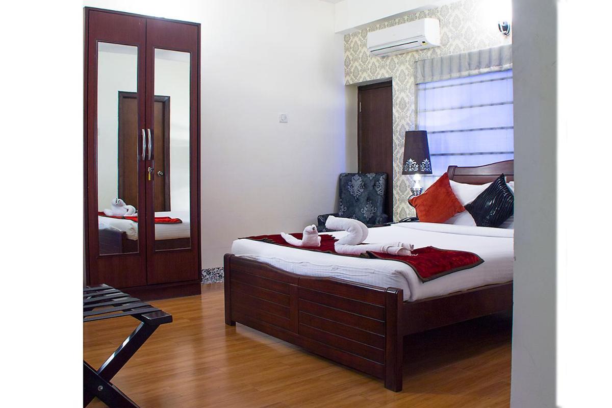 Orchid Suites - A Boutique Hotel Bangalore Off Residency Road Exteriör bild