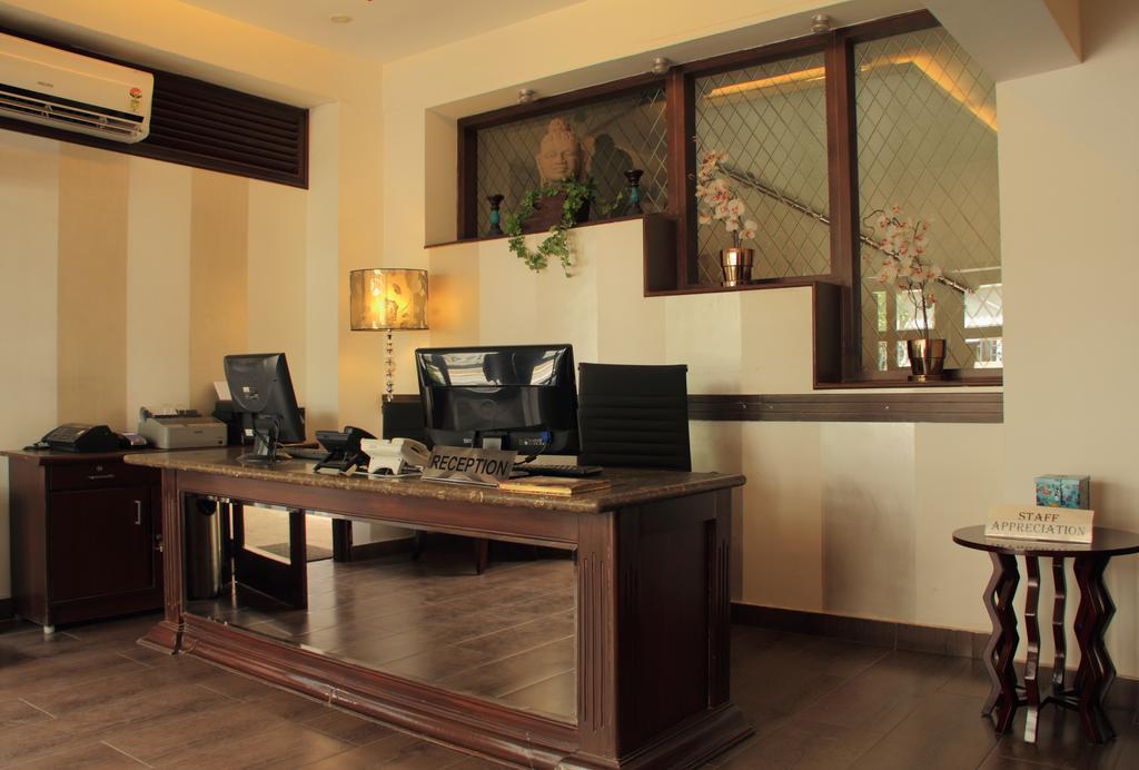 Orchid Suites - A Boutique Hotel Bangalore Off Residency Road Exteriör bild